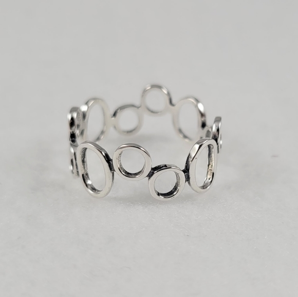Sterling Silver Circle Band - Picture 7 of 12